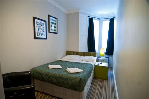 Comfotel Grn from $62. London Hotel Deals & Reviews .